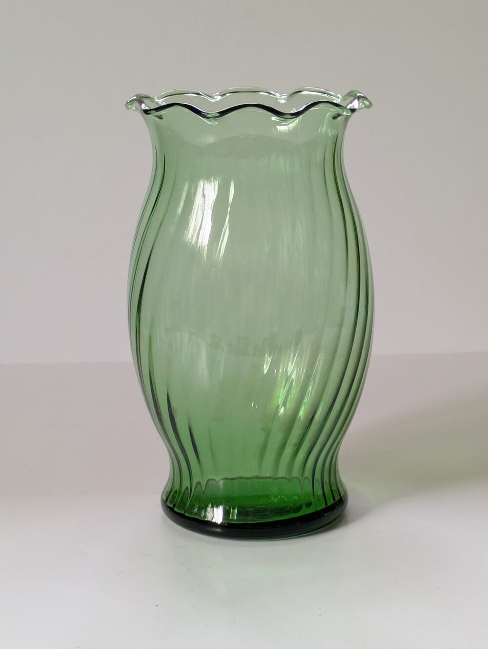 Vintage Pale Green Glass Vase Spiral Optic Ruffled Rim Floral Decor Cottagecore